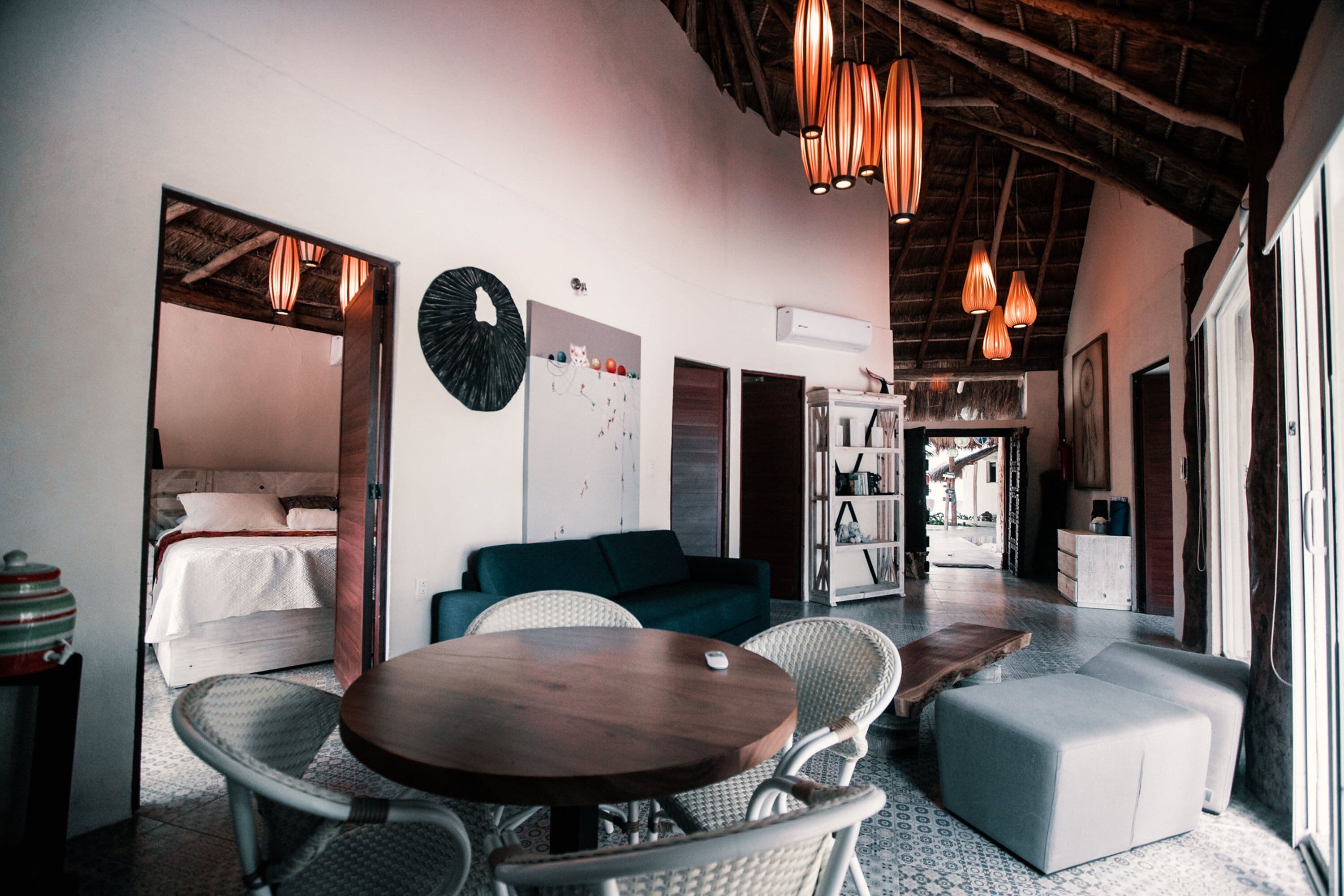 20 tox master (1 king) | laptop workspace, blackout curtains, iron/ironing board, free wifi