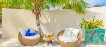 Hotel Paradise Suites
