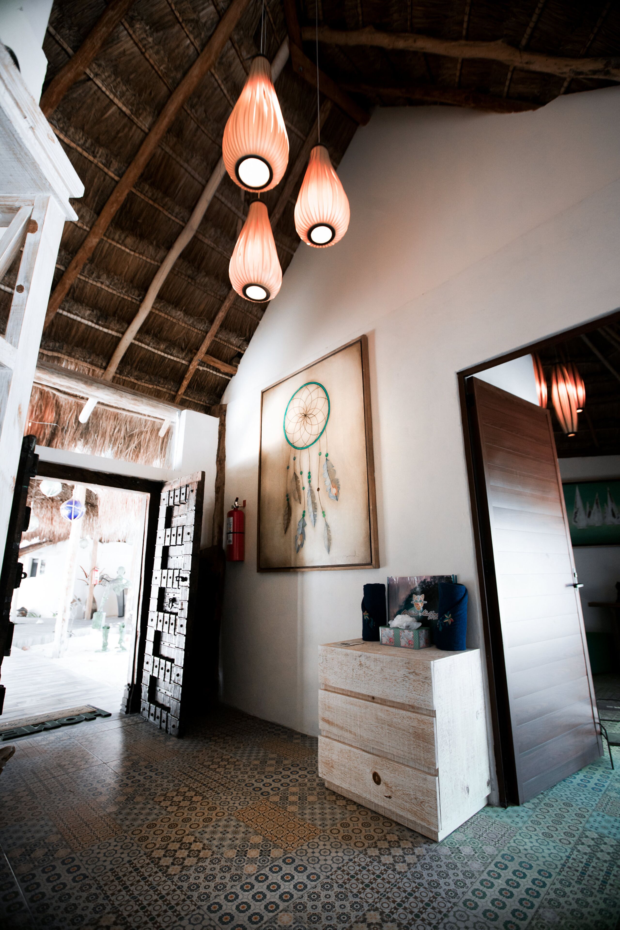 20 tox master (1 king) | laptop workspace, blackout curtains, iron/ironing board, free wifi