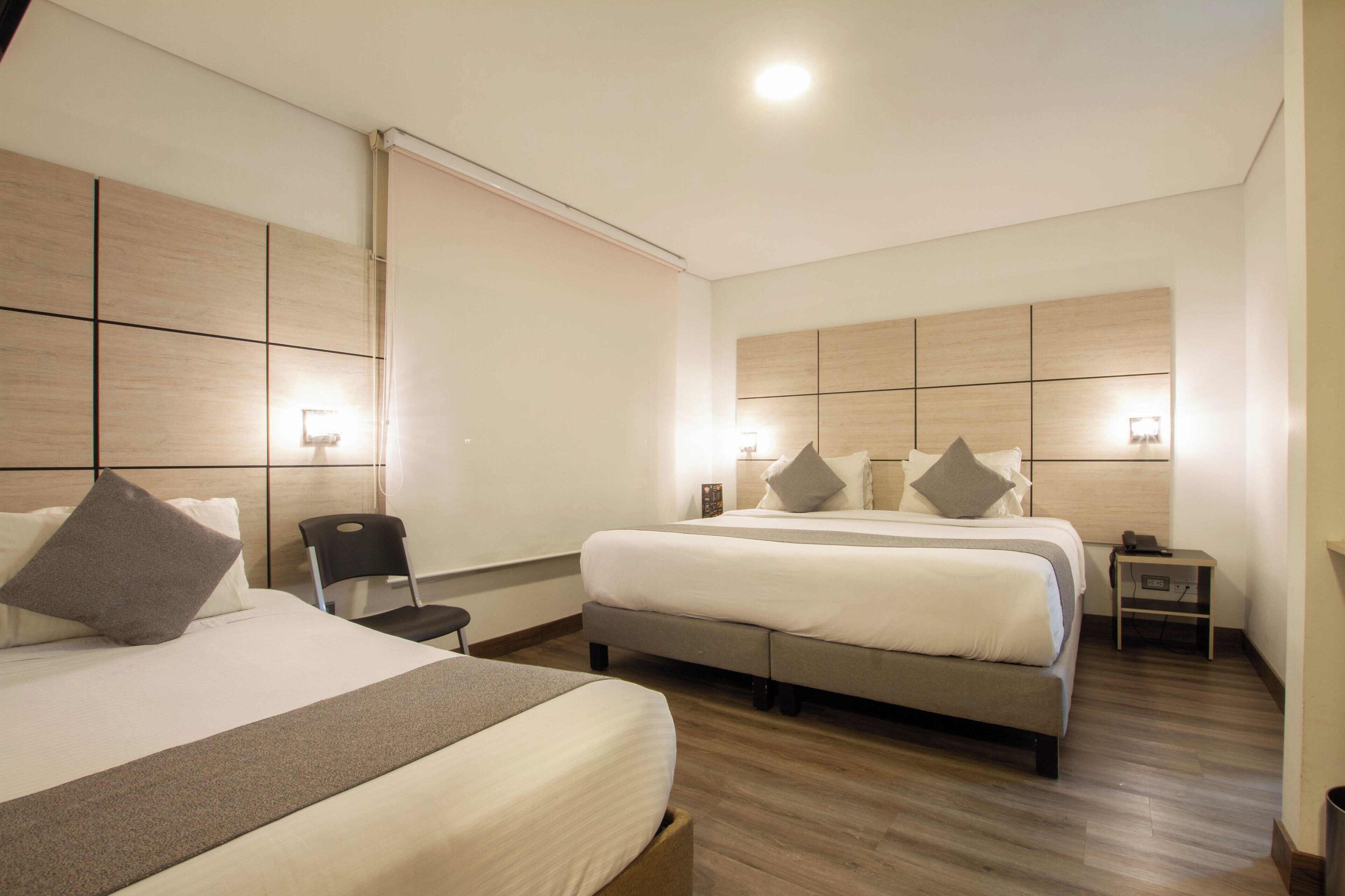 executive triple room | 1 bedroom, minibar, in-room safe, desk