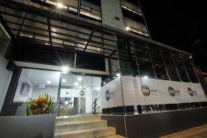 Fachada da propriedade