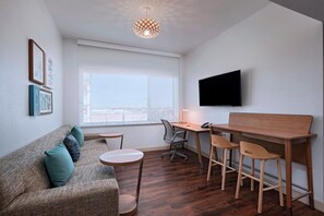 تلفزيون إل سي دي