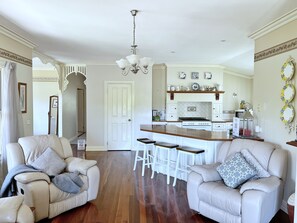 House, 5 Bedrooms, Garden View | Living area | Flat-screen TV, fireplace, DVD player - Serenity@Healesville (Healesville)