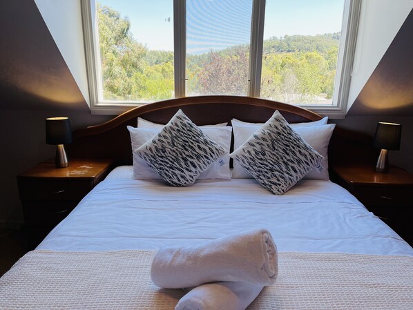 House, 5 Bedrooms, Garden View - Lucy's House Serenity (Healesville)