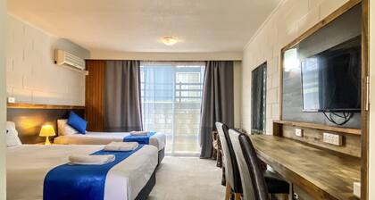 Snow Season Motor Inn