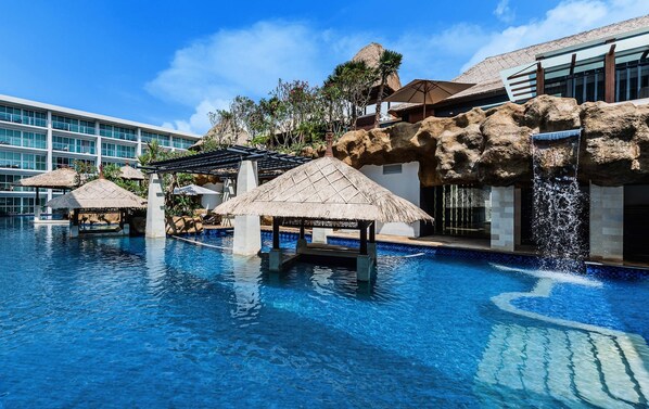 2 outdoor pools - The Sakala Villas Bali (Nusa Dua)