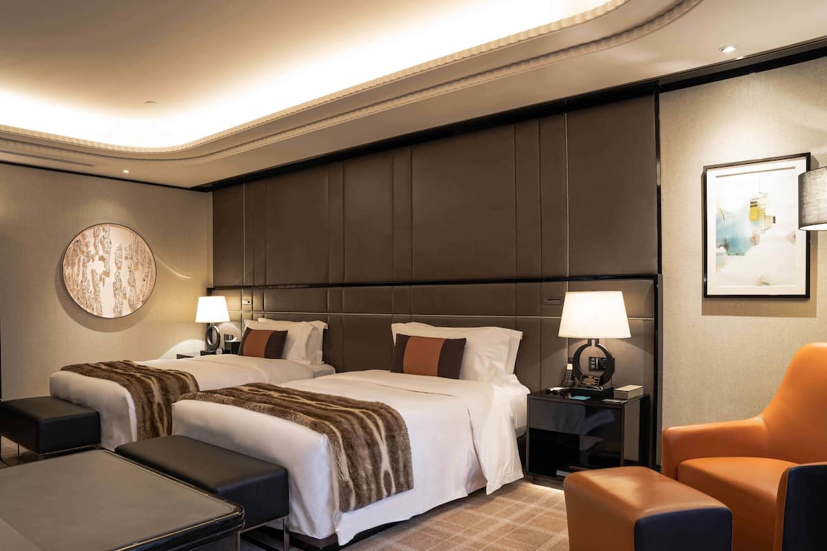 Down duvets, minibar, in-room safe, desk