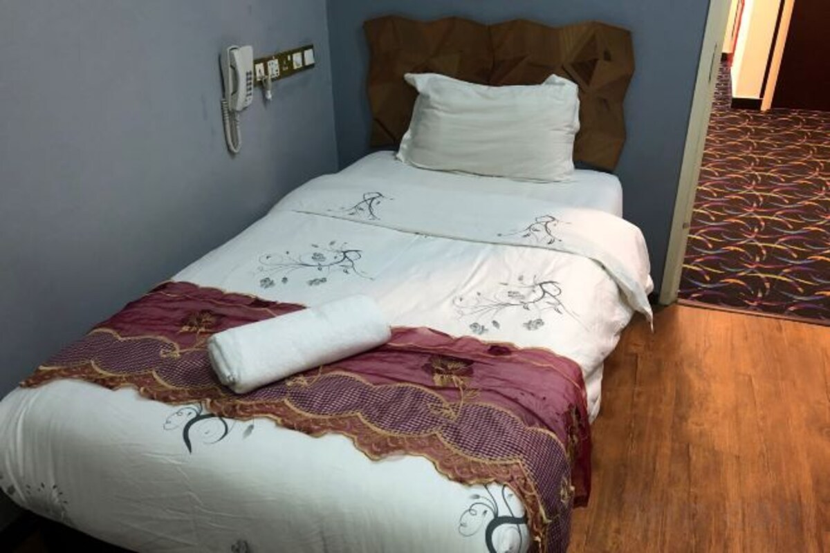 Economy Single Room No Window