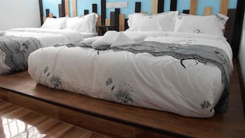 Desk, blackout curtains, free WiFi, bed sheets