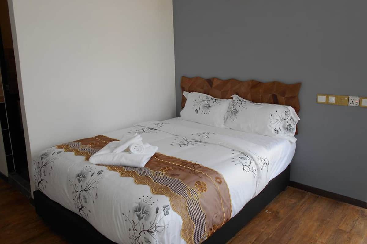 Standard Double Room Without Window | Desk, blackout drapes, free WiFi, bed sheets