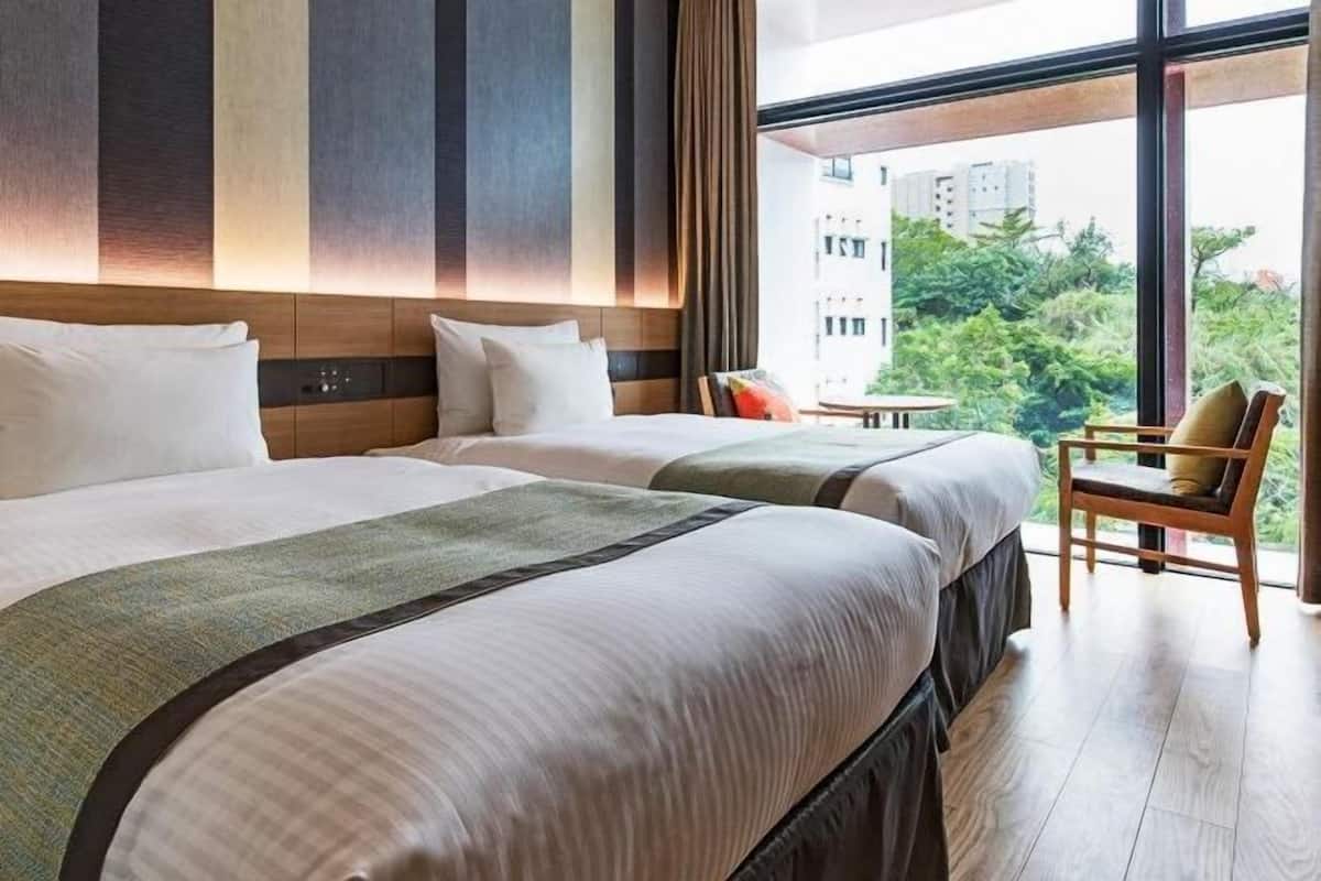 In-room safe, desk, laptop workspace, blackout curtains