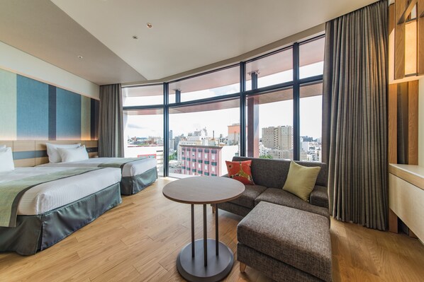 In-room safe, desk, laptop workspace, blackout drapes