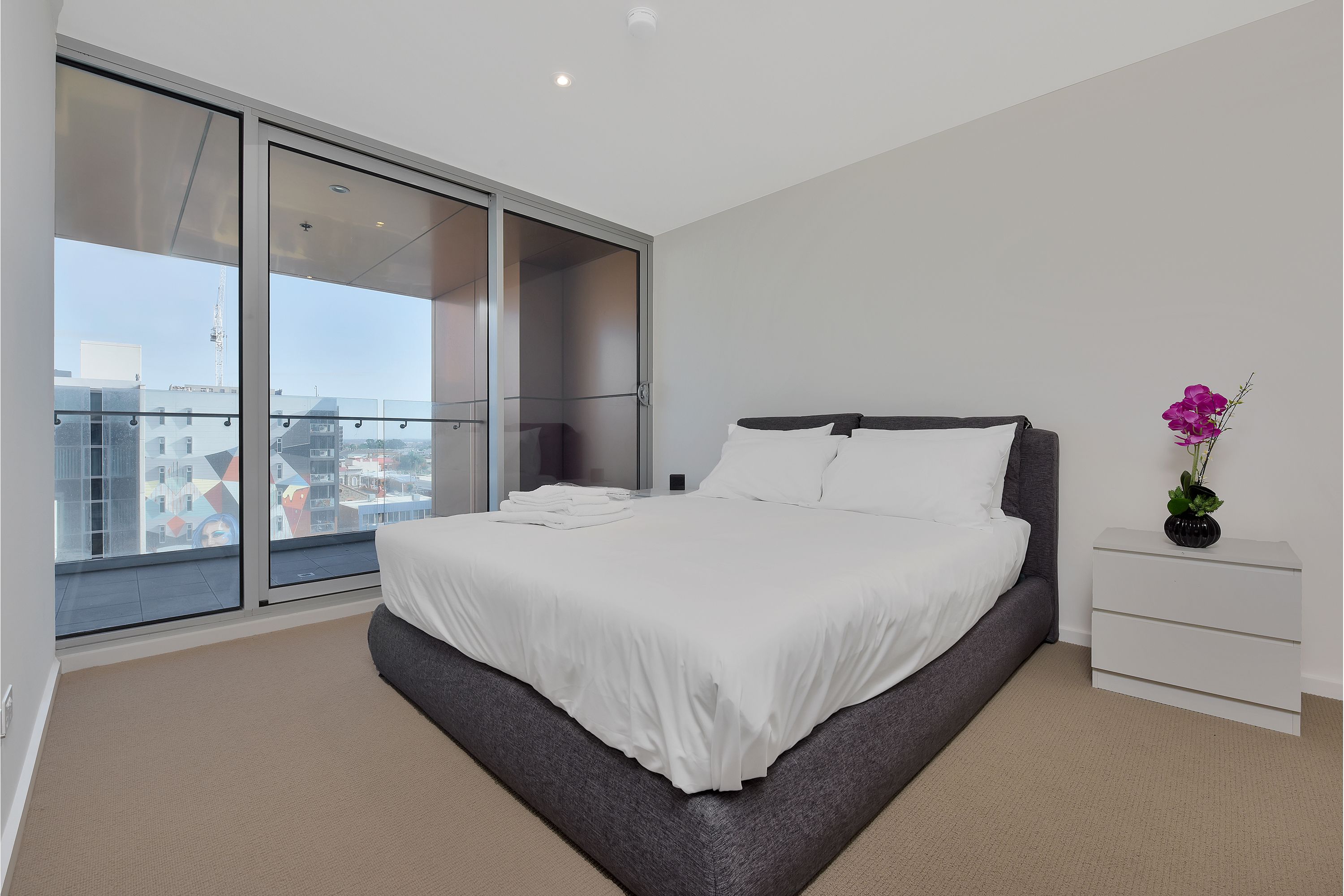 Family Apartment, 3 Bedrooms, Accessible | Iron/ironing board, free WiFi, bed sheets