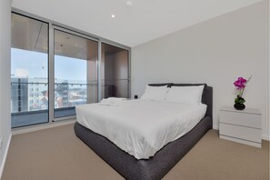 Family Apartment, 3 Bedrooms, Accessible