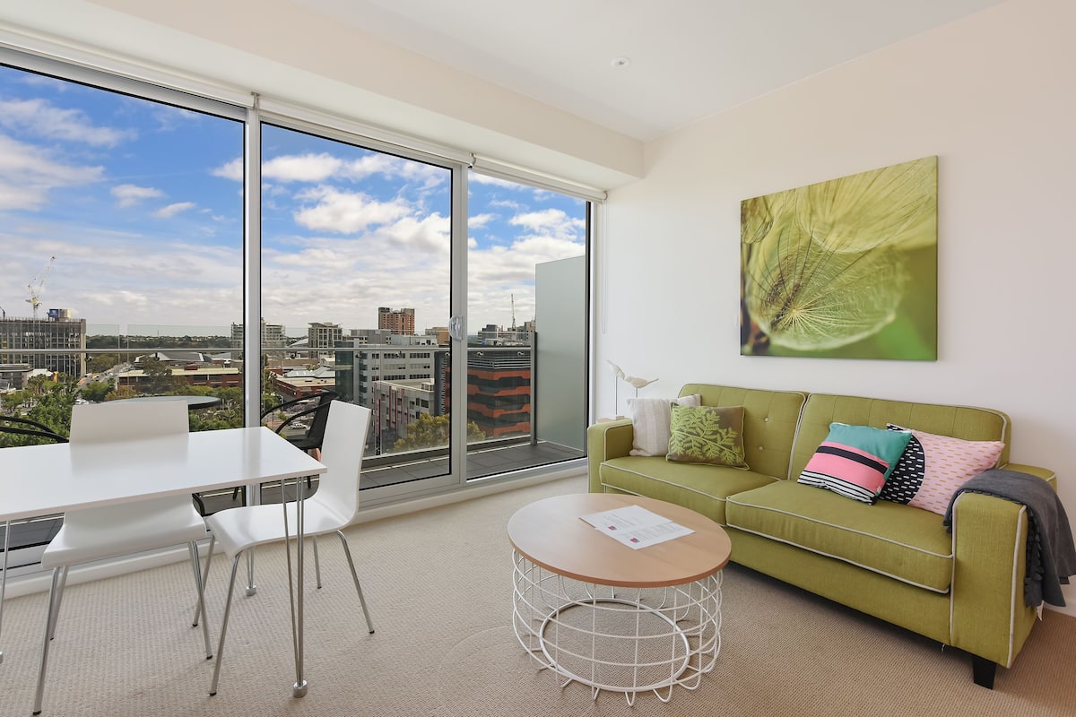 Economy Two Bedroom Apartment | Living room