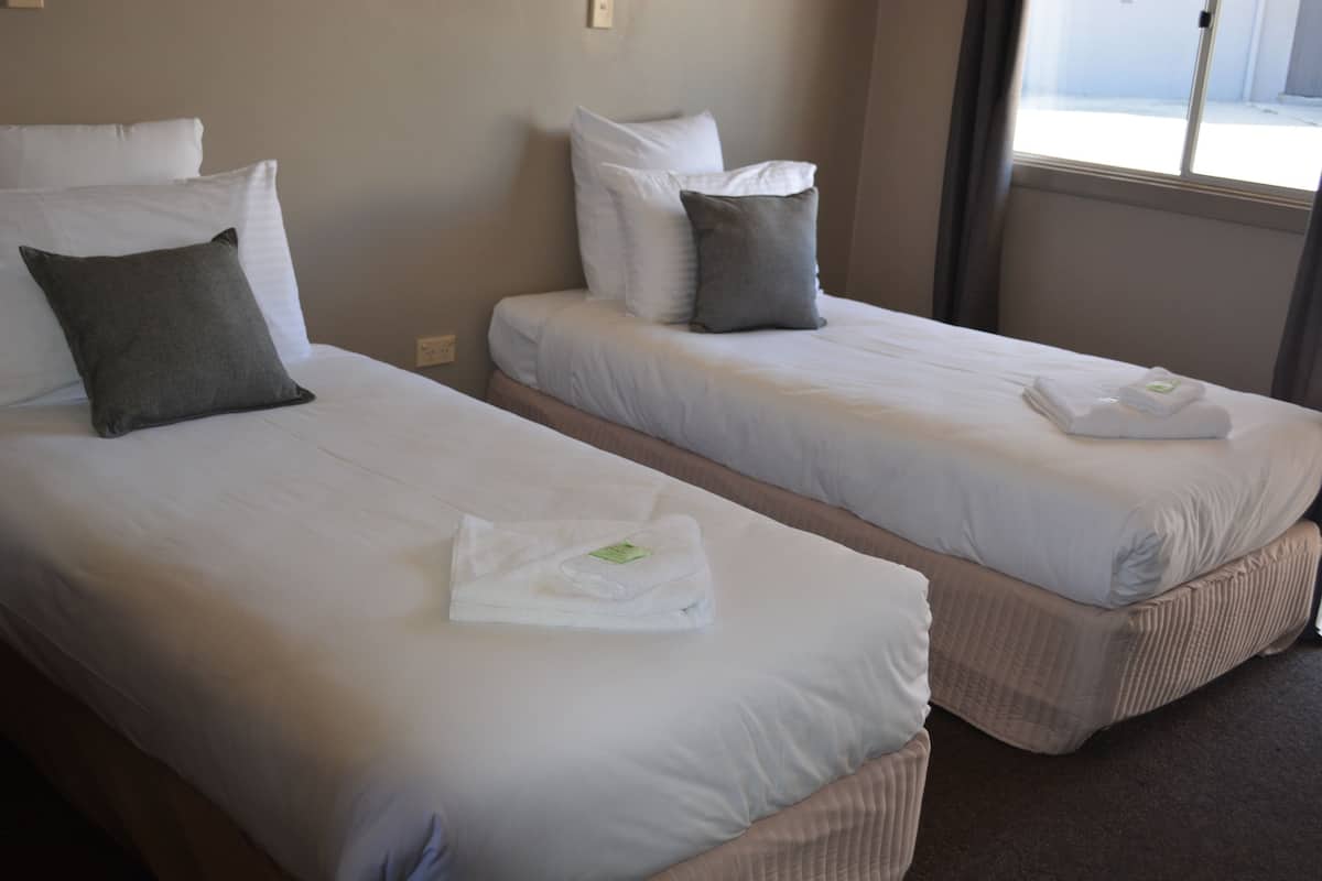 Standard-Zweibettzimmer, 2 Einzelbetten, Nichtraucher, mit Bad