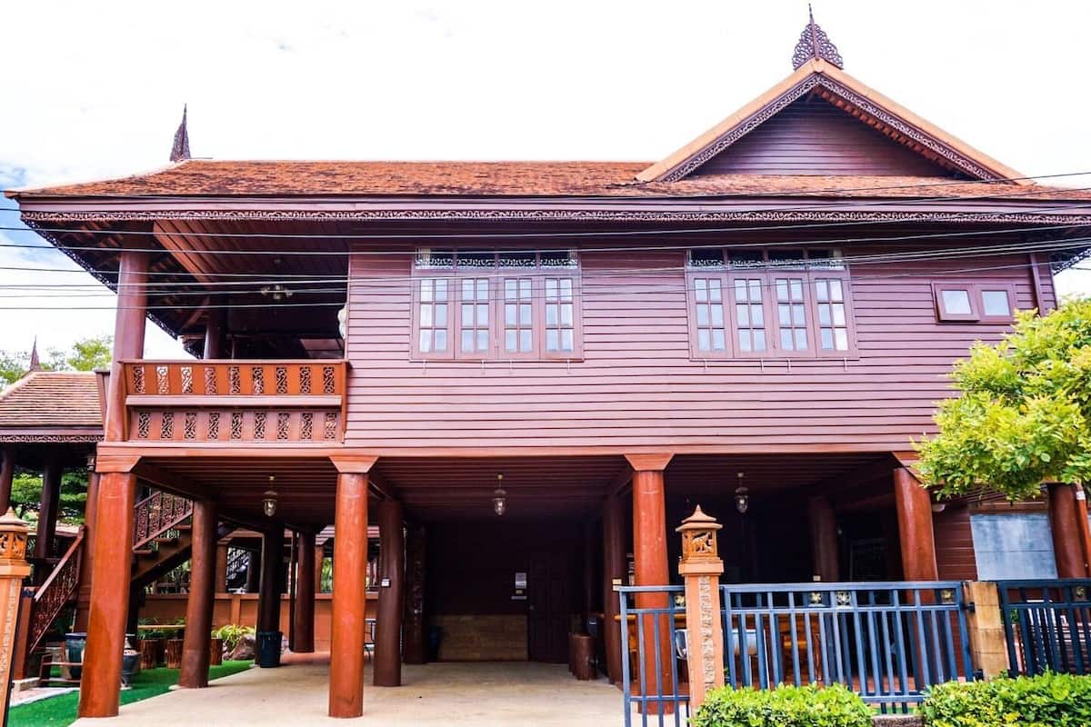 Pemandangan dari bilik
