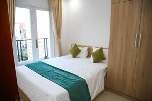 Minibar, két bảo mật tại phòng, bàn, màn/rèm cản sáng 
