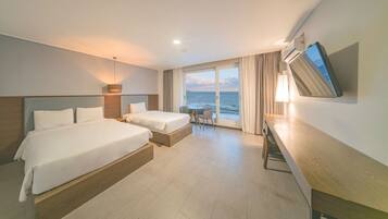 Premium bedding, desk, blackout drapes, soundproofing