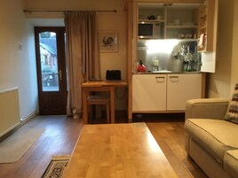 Double Room (King Bed) | Bed sheets