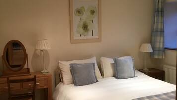 Double Room (King Bed) | Bed sheets