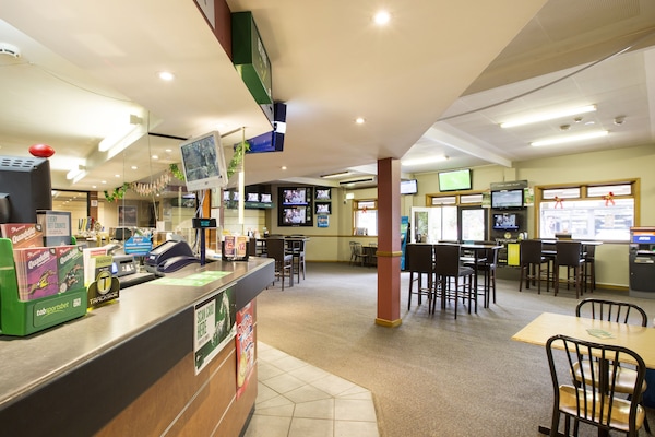 Sports bar