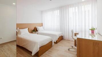 Double Room | Desk, laptop workspace, blackout drapes, soundproofing