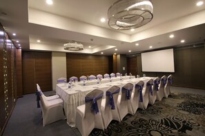 Meeting facility - Hotel Comfotel (Hyderabad)