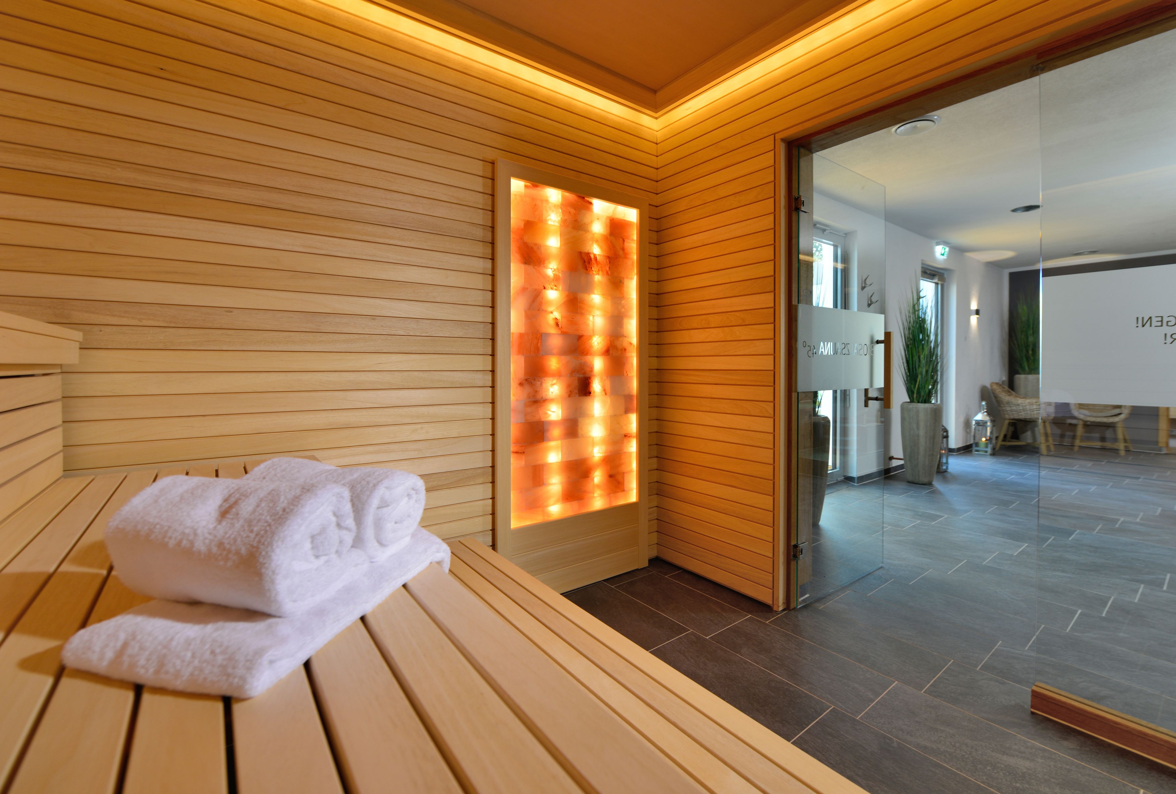 sauna, body treatments, body wraps, body scrubs, facials