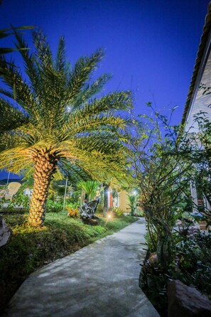 Property grounds - Huansoontaree (Rayong)