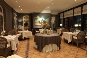 Dinner served - Hotel Stein (Koblenz)