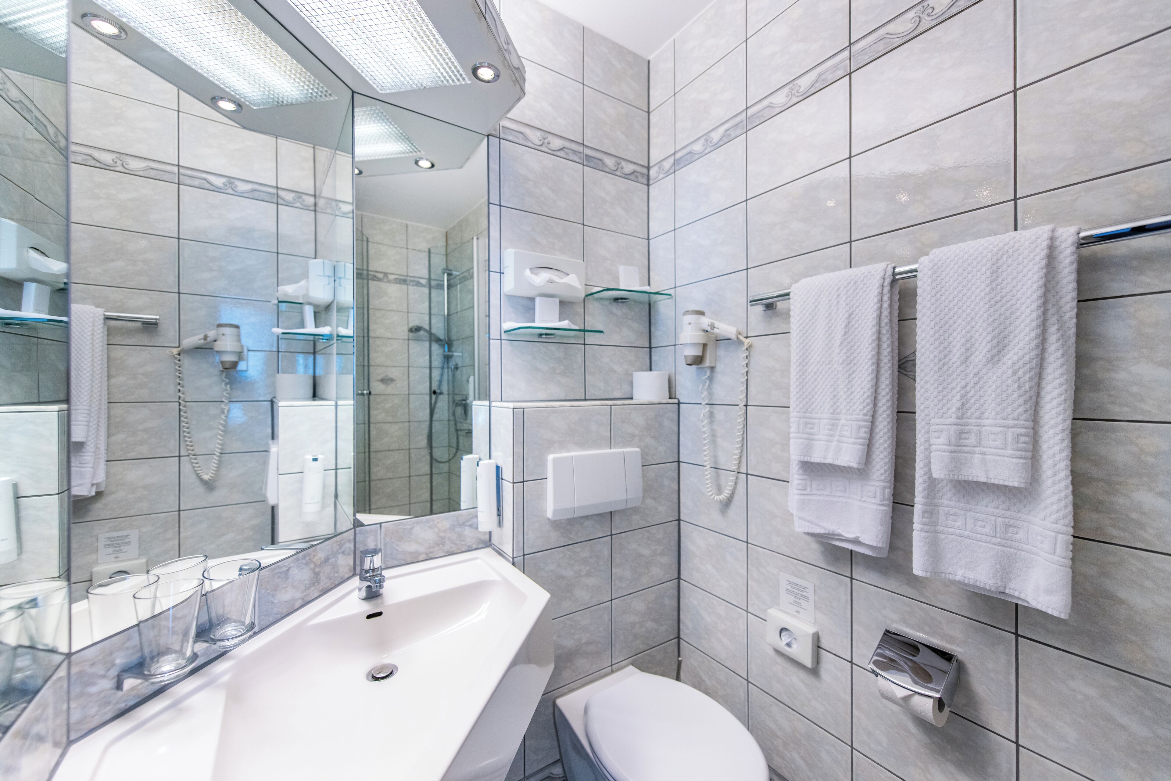 Phòng tắm