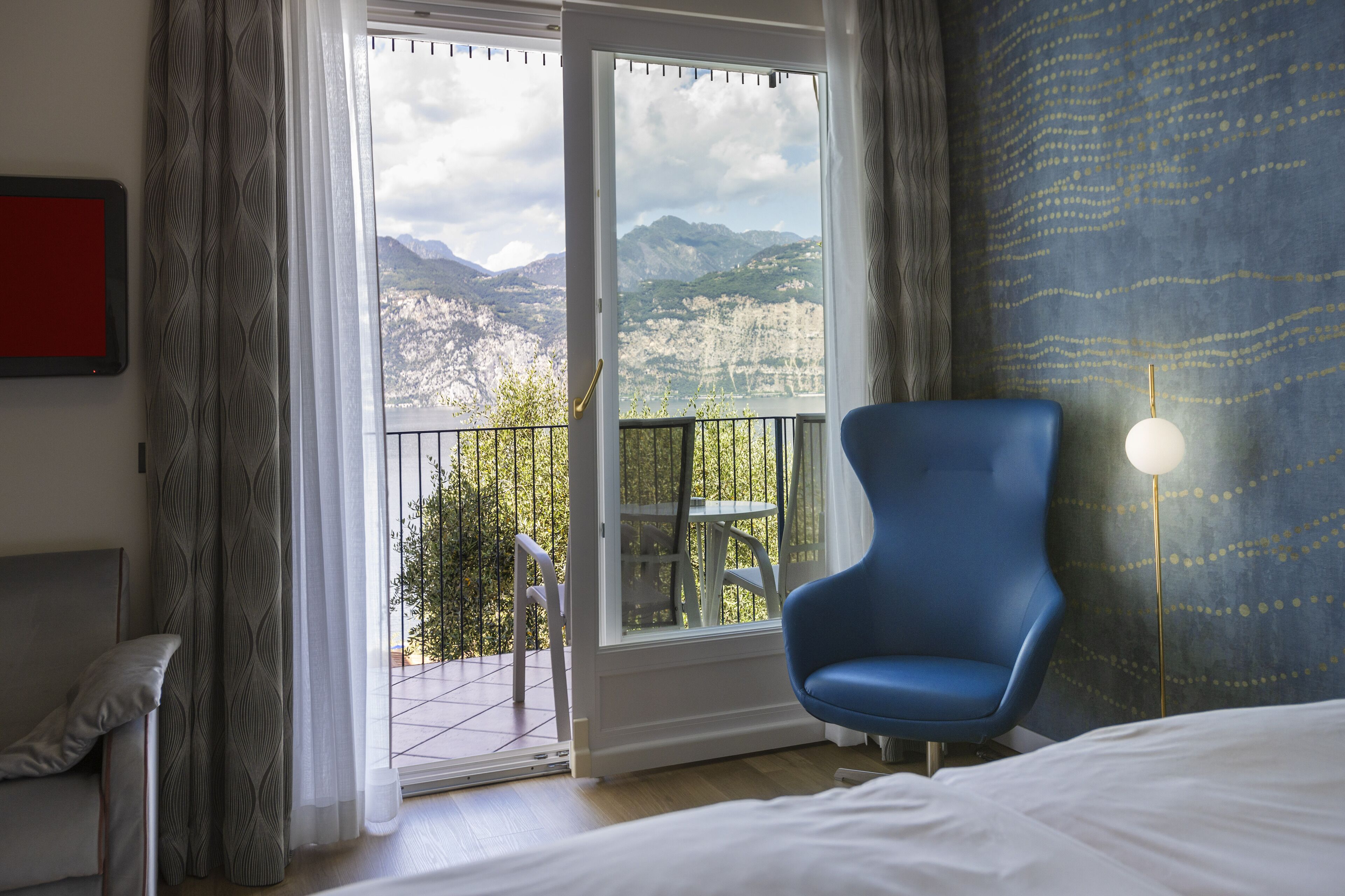 executive double or twin room, balcony | premium bedding, in-room safe, individually decorated