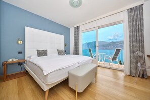 Premium bedding, in-room safe, individually decorated - Hotel Capri (Malcesine)