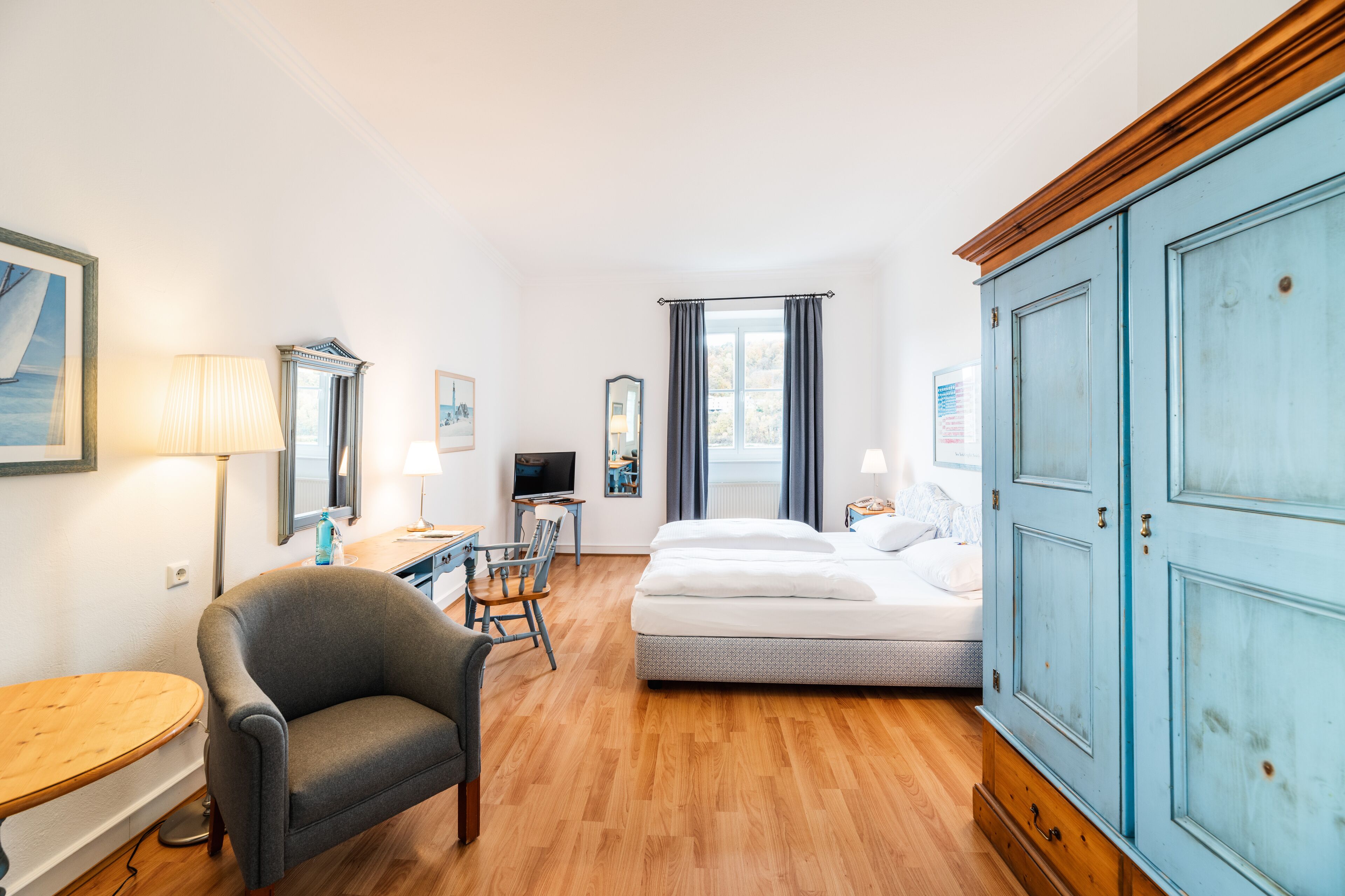 standard double room | individually decorated, desk, blackout curtains, iron/ironing board