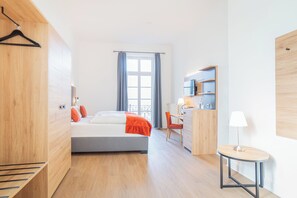 Standard Double Room | Individually decorated, desk, blackout drapes, iron/ironing board - Rheinhotel Schulz (Unkel)