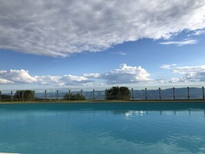 Seasonal outdoor pool - Borgo La Capraia (Castelfranco Piandisco)