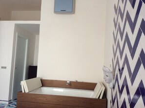 Junior Suite, Jetted Tub, Sea View | Room amenity - Moo Suite Deluxe (Vietri sul Mare)