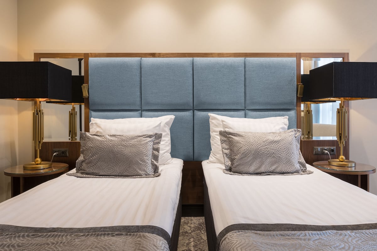 Superior Double or Twin Room | Minibar, in-room safe, desk, soundproofing
