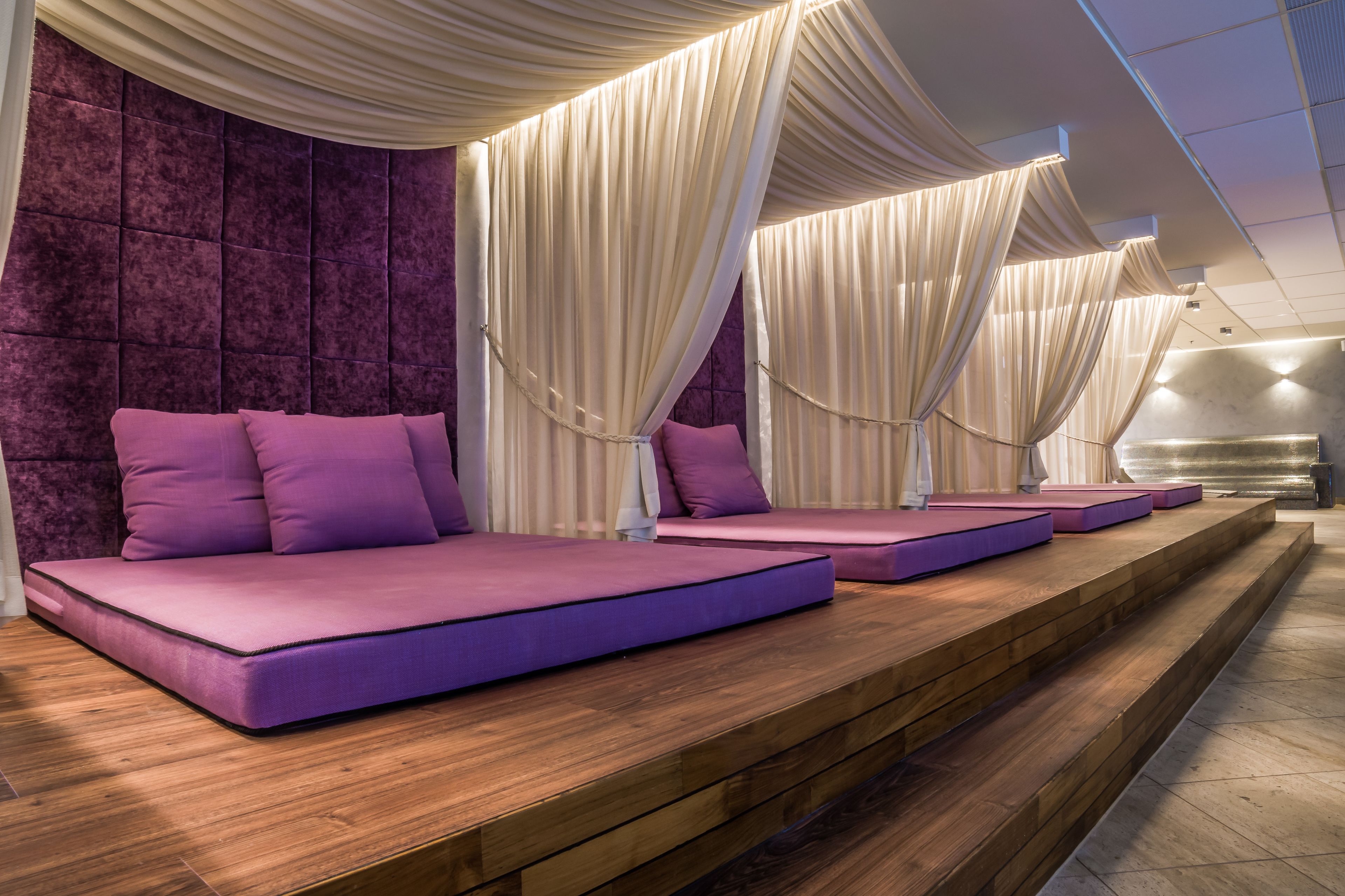 sauna, hot tub, steam room, turkish bath/hammam, body treatments