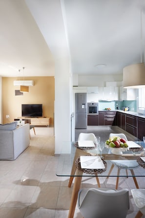 Superior-Villa, 3 Schlafzimmer, eigener Pool | Zimmersafe, individuell dekoriert, individuell eingerichtet