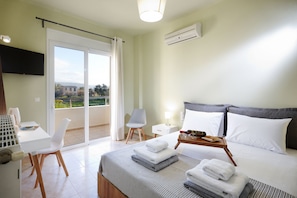 Superior-Villa, 3 Schlafzimmer, eigener Pool | Zimmersafe, individuell dekoriert, individuell eingerichtet