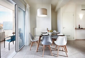 Superior-Villa, 3 Schlafzimmer, eigener Pool | Zimmersafe, individuell dekoriert, individuell eingerichtet