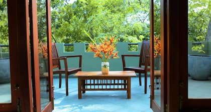 Tropical Retreat