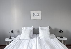 Junior Studio Suite | Blackout drapes, iron/ironing board, free WiFi, bed sheets - Hotel Seurahuone (Riihimaki)