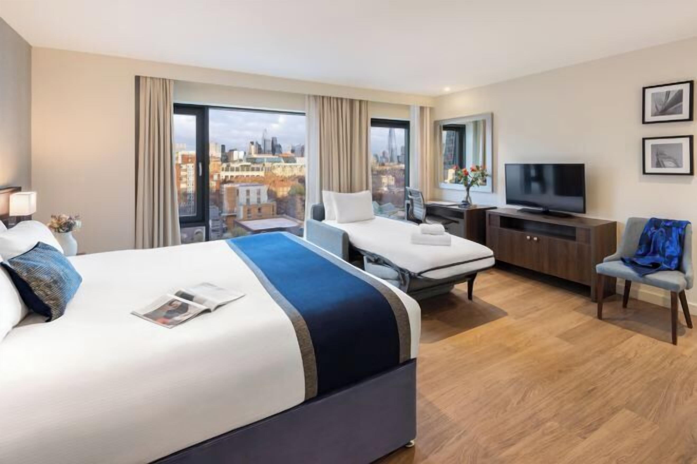 1 bedroom, premium bedding, in-room safe, desk