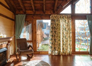 Familiesuite (Izba) | Oppholdsområde | Flatskjerm-TV