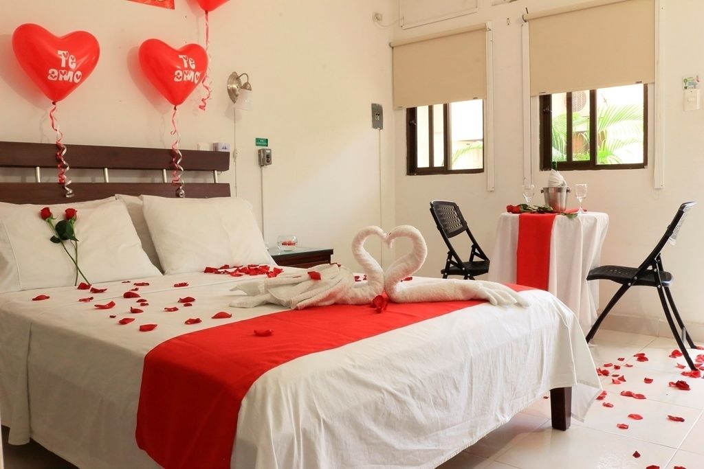 Superior Room | Minibar, in-room safe, desk, blackout drapes