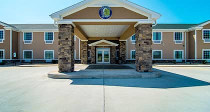 Cobblestone Hotel & Suites - Paxton