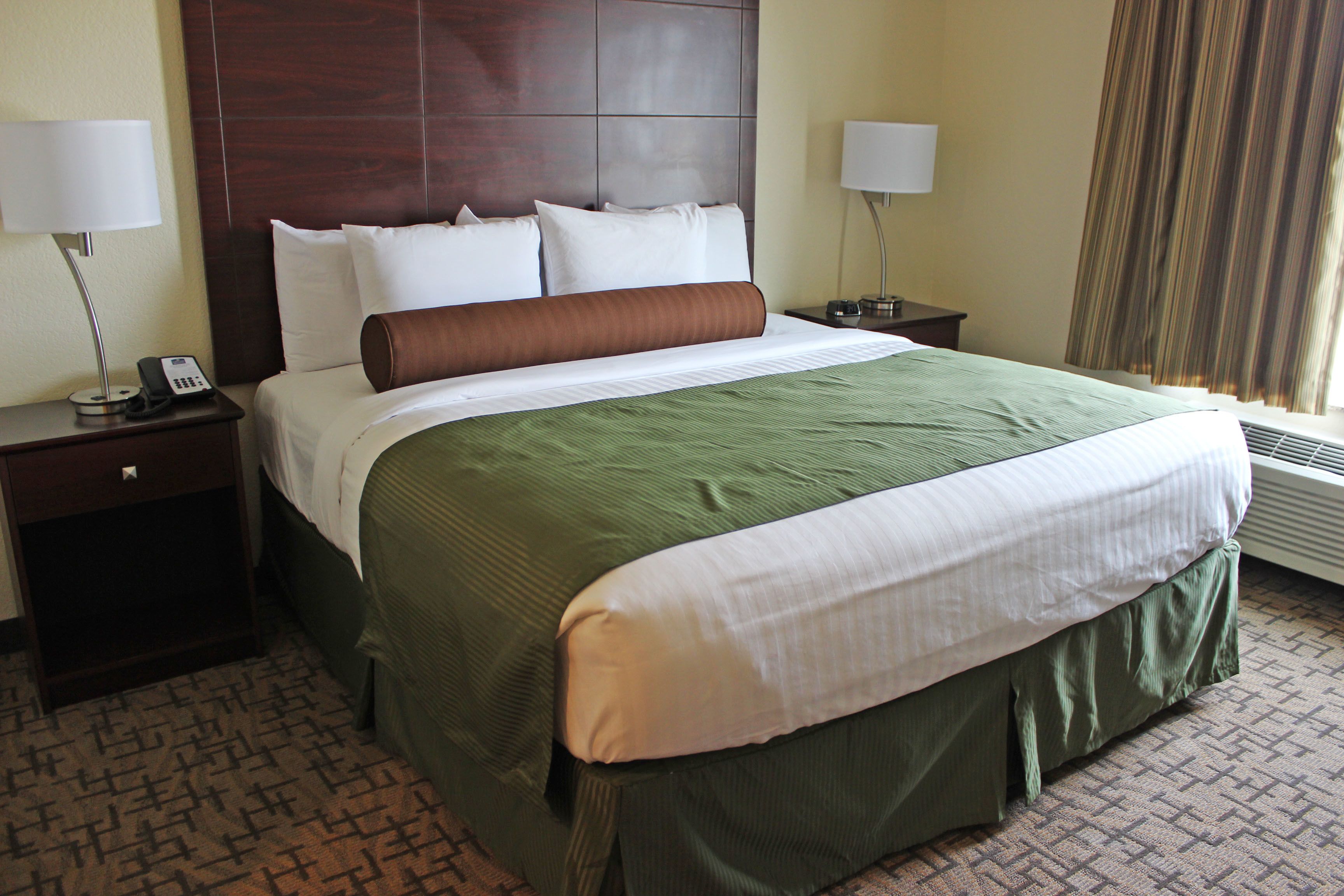 room, 1 king bed, non smoking | in-room safe, desk, laptop workspace, iron/ironing board